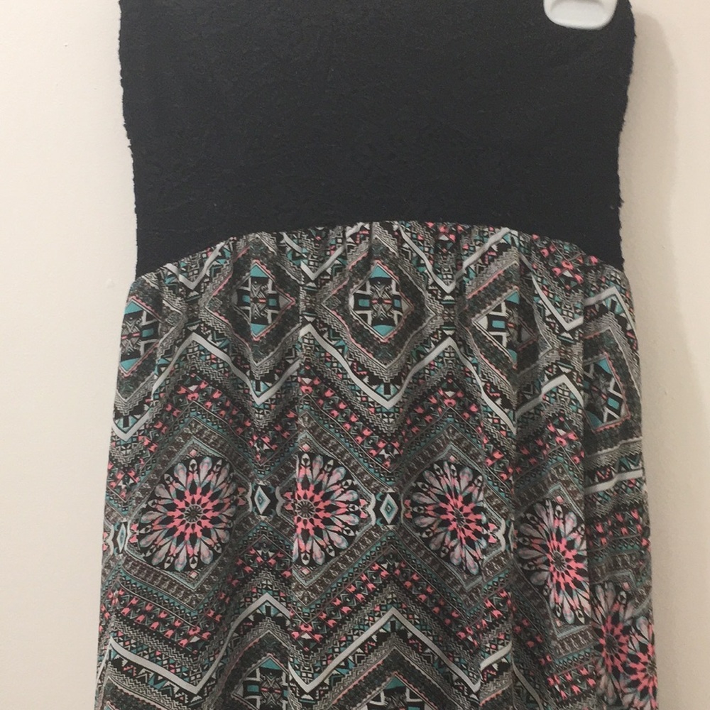 Black Sweetheart Maxi Dress w/pink/turquoise skirt